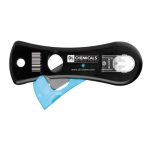 Support mural universel + cutter DL Chemicals multifonction (lame standard, grattoir, dénude‑fils). Monteurs en électricité, serruriers et plombiers‑chauffagistes apprécient ce combo pour découper mousses ou scellants et accéder aux lingettes industrielles Big Wipes Heavy Pro Duty. Toujours à portée de main, il sécurise l’atelier des façadiers et couvreurs‑zingueurs en quête de propreté immédiate.