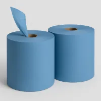 Bobines d’essuyage industrielles bleues MP Hygiene 3 plis, 1000 formats. Pure ouate, ultra-absorbante, écolabel, contact alimentaire. Lot de 2 rouleaux pour usage pro intensif.