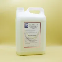 Nettoyant dégraissant polyvalent écologique des surfaces, matériels et récipients